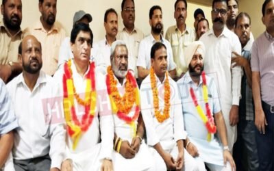 भाजपा के फूल को छोड़ बसपा के हाथी पर हुए सवार