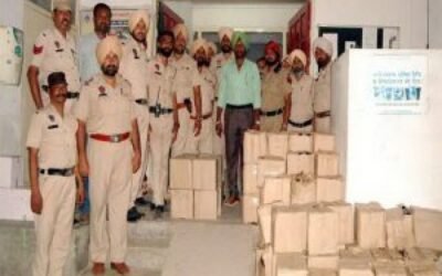 नाज़ायज़ शराब के मामले में पूर्व पार्षद सहित पांच पर मामला दर्ज