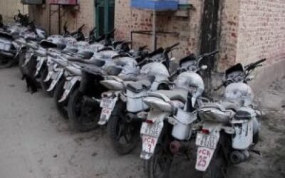 पीसीआर मोटरसाईकल से तेल निकालने के मामले का सच आया सामने