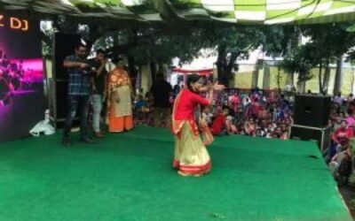 नी आज़ा भाबी झूट लै पींघ हुलारे लैंदी. . . . .