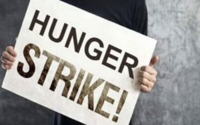 पंजाब के कैबनिट मत्री नवजोत सिंह सिद्ध् के घर के बाहर भूख हड़ताल पर बैठने का किया ऐलान