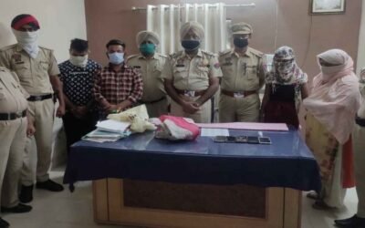 जो कभी दूसरे मुजिरमों को करता था कैमरे में कैद, आज़ खुद मुजिरम बन खड़ा पुलिस साथ