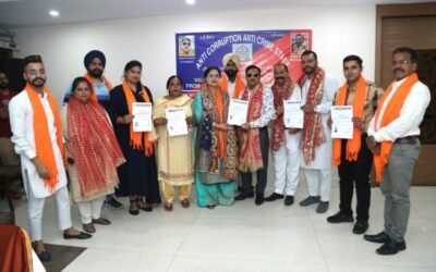 वंदना मेहता के सिर पर सज़ा एंटी करप्शन एंटी क्राइम स्टाफ़ के महासचिव का ताज़