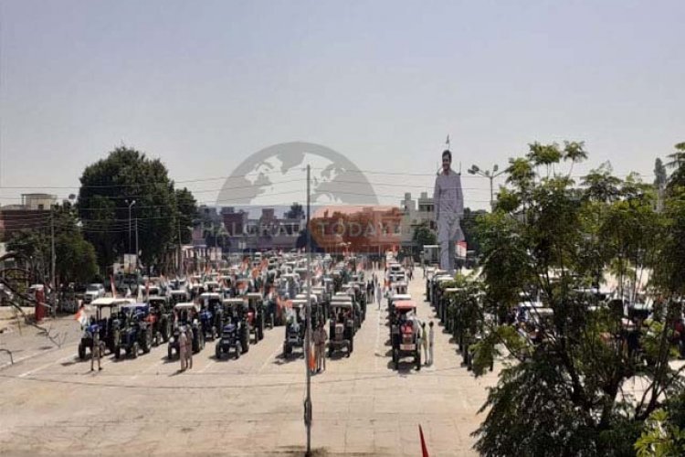 राहुल गांधी की सरुक्षा में बड़ी चूक, मंच के ऊपर बिना इज़ाज़त उड़ी यह चीज़