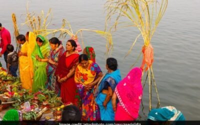 कोरोना के चलते हाईकोर्ट ने नहीं दी सार्वजनिक स्थलों पर छठ पूजा की मंजूरी, पढ़े