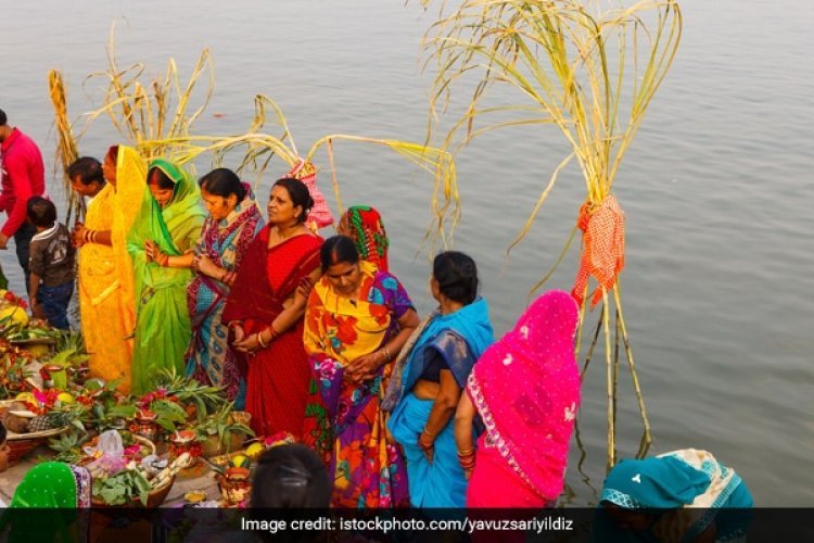 कोरोना के चलते हाईकोर्ट ने नहीं दी सार्वजनिक स्थलों पर छठ पूजा की मंजूरी, पढ़े