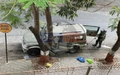 मुकेश अंबानी के घर के बाहर मिली बारूद से भरी लावारिस गाड़ी , पुलिस विभाग हुआ सर्तक