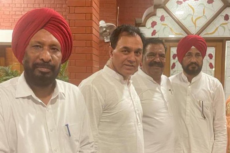 चरणजीत सिंह चन्नी को मुख्यमंत्री बनने पर विधायक धालीवाल ने दी बधाई