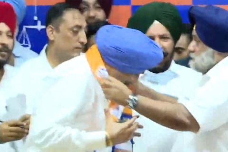 कांग्रेस को आखिर अलविदा कह ही दिया कैप्टन ने, अकाली दल में हुए शामिल