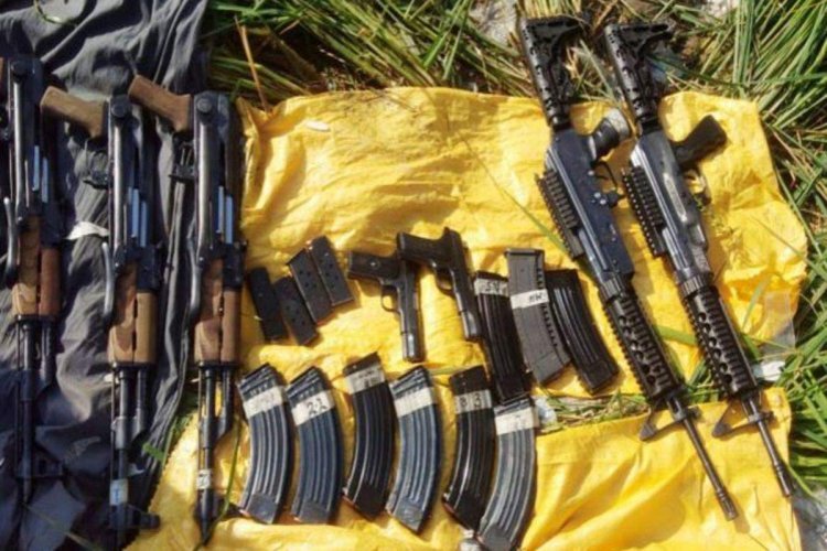 पंजाब को दहलाने की साज़िश बेनकाब, भारत-पाकिस्तान सरहद के नज़दीक से हथियारों का जखीरा बरामद