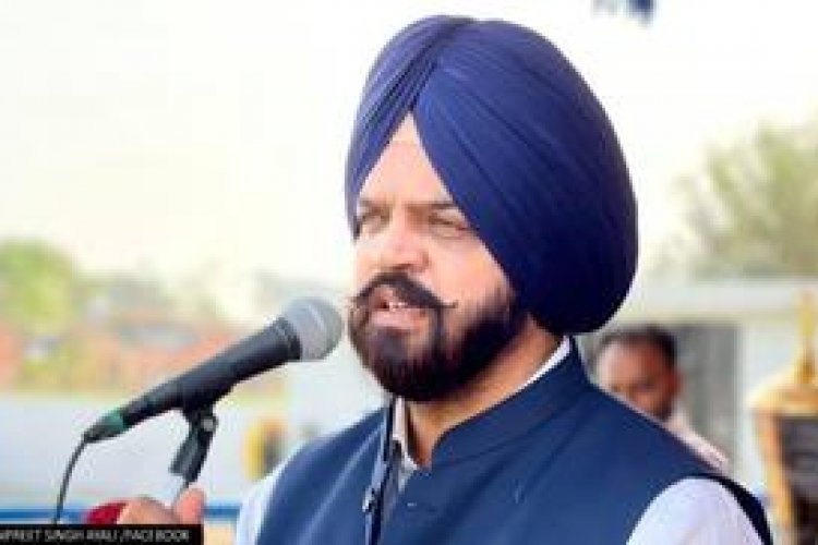 सुखबीर बादल के खासमखास विधायक के घर पर रेड, विभाग खंगाल रहा कागजात