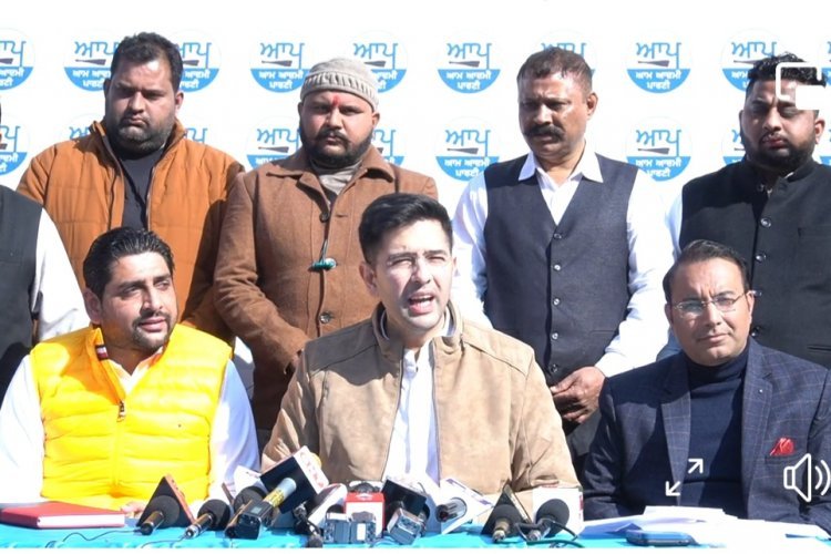 जालंधर की सियासत में धमाका, आप की कांफ्रेंस में पहुंचे भाजपा के यह नेता