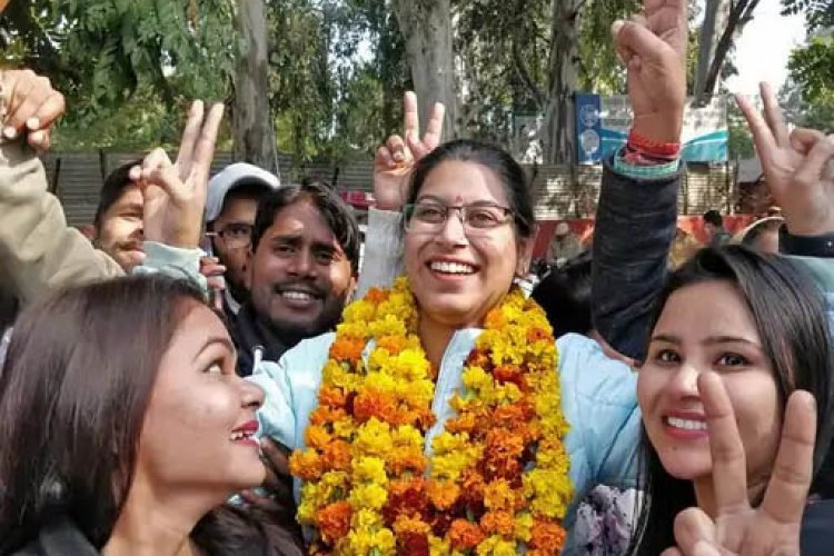 आप की हुई चंडगीढ़ : निगम चुनाव में लहराया परचम जीतीं 14 सीटें, भाजपा के मेयर भी हारे