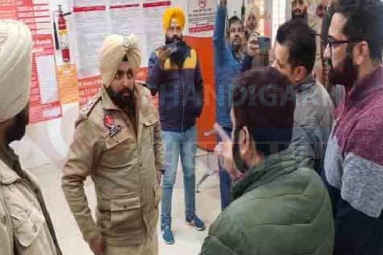 पंजाब में बेखौफ लूटेरे, दिन दिहाड़े बैंक लूट ले गए लूटेरे, बैंक बड़ौदा को बनाया निशाना