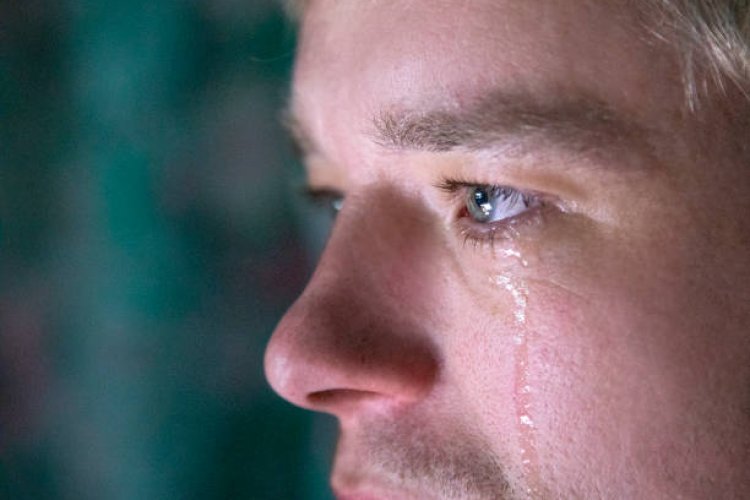 पिछले कुछ दिनों से शांत बैठे संतोष कुमार गोगी ने मतदान से कुछ घंटे पहले  छोड़ा आंसू बंब