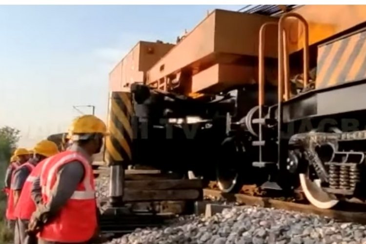 पंजाब में बड़ा रेल हादसा, कई गाड़ियों को किया रदद्