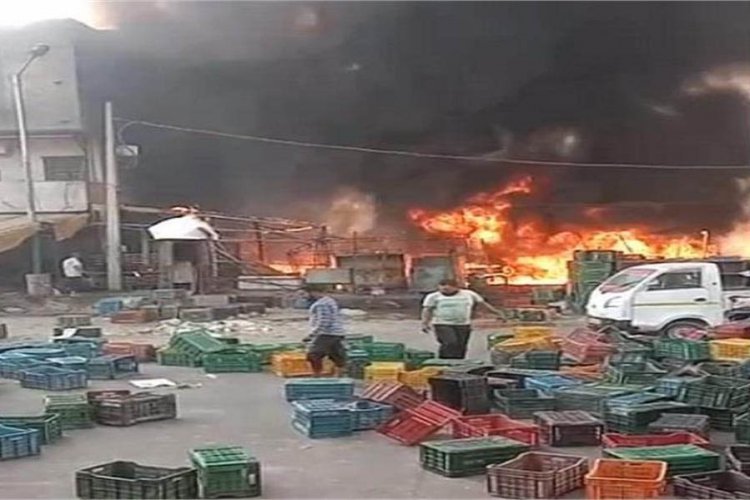 लुधियाना की सब्ज़ी में धमाके के साथ लगी आग, धू धू कर जली मंडी में बनी झुग्गी