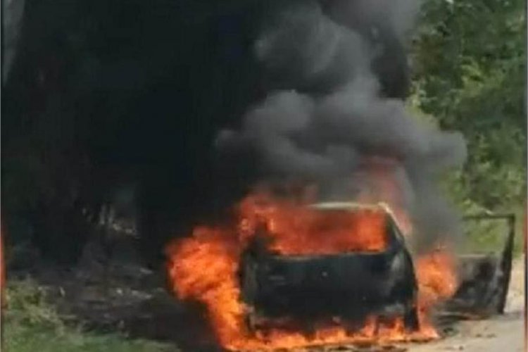 पंजाब के इस शहर में धू धू कर जली Alto कार, पढ़े क्या है पूरा मामला