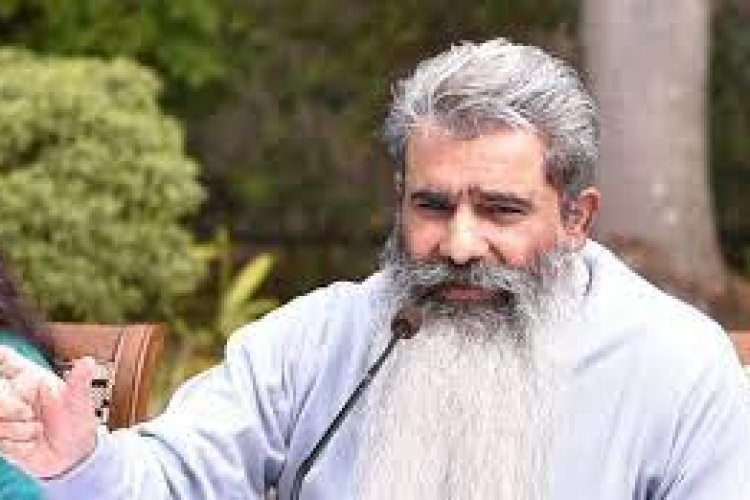 BIg Breaking :   विजिलेंस की टीम ने पूर्व कैबनिट मंत्री भारत भूषण आशू को लिया हिरासत में