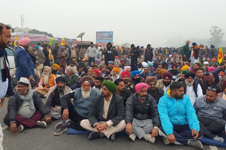 नेशनल हाईवे पर निकलने से पहले पढ़ लें यह ख़बर, फिल्लौर में है हाईवे बन्द