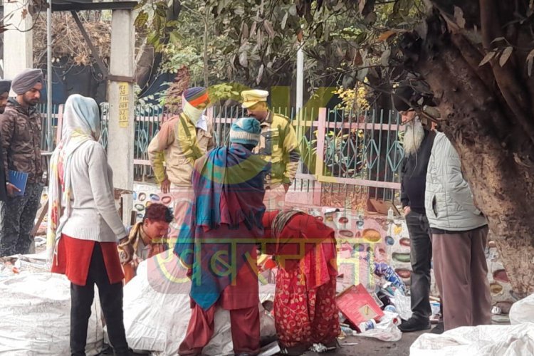 फगवाड़ा में एक बार फिर से बेअदबी की वारदात, कूड़े के ढेर में श्री गुटका साहिब के अंग