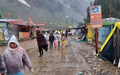 बड़ी खबर श्री अमरनाथ यात्रा से, रोकी गई है पवित्र श्री अमरनाथ यात्रा, यात्रियों को वापिस भेज़ा बालटाल