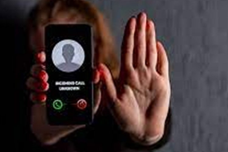 पंजाब के लोग हो रहे Video Call Scam का शिकार, कई डर के मारे कर रहे पैसे Transfer