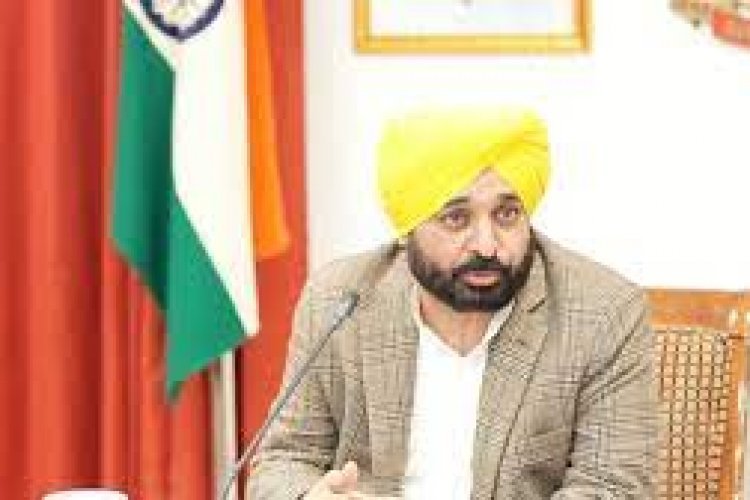 मुख्यमंत्री द्वारा सड़क हादसे में पुलिस मुलाजिमों की मौत पर दुख व्यक्त