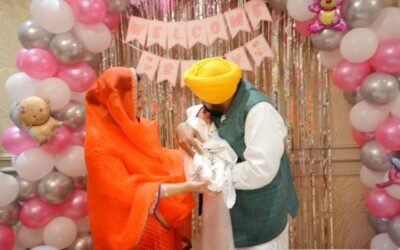 ढोल की थाप के साथ सीएम के घर में एंट्री हुई नन्ही परी की