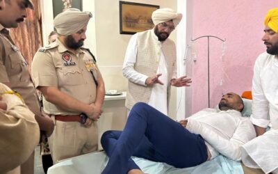 हमले का शिकार हुए एनआरआई परिवार से मुलाकात करने पहुंचे मंत्री कुलदीप धालीवाल