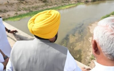 मुख्य मंत्री ने घग्गर नदी के साथ इलाकों में चल रहे बाढ़ रोकथाम कार्यों का लिया जायज़ा