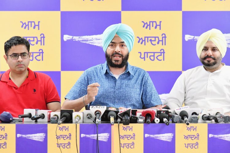 एमएसपी पर आम आदमी पार्टी ने कहा – भाजपा किसान हितैषी होने का ड्रामा कर रही, अगर सच में किसानों की चिंता है तो एमएसपी गारंटी कानून बनाए