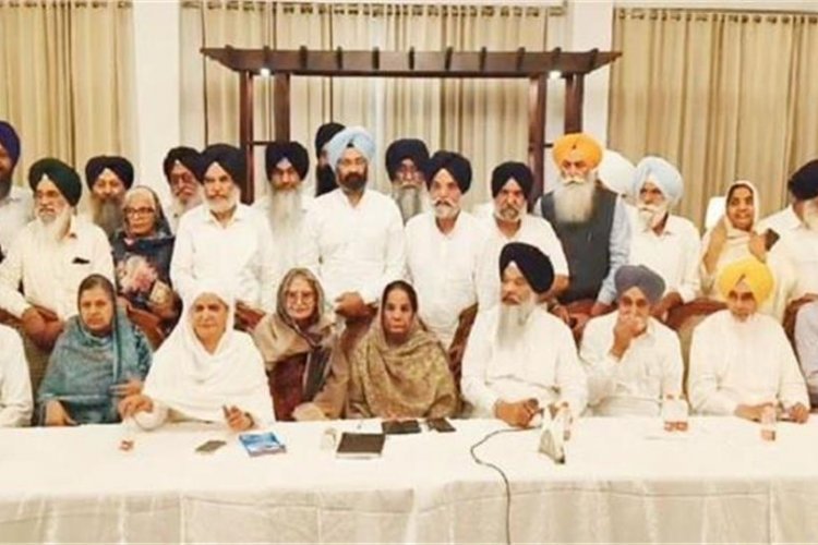 शिरोमणि अकाली दल के खिलाफ ऊठे बगावत के सुर