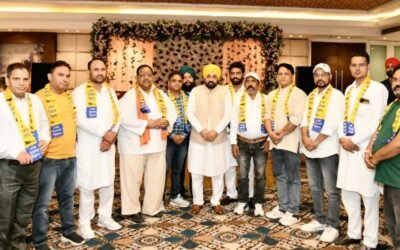 जालंधर में और मजबूत हुई आम आदमी पार्टी, कांग्रेस-भाजपा के दर्जनों नेता – कार्यकर्ता आप में शामिल