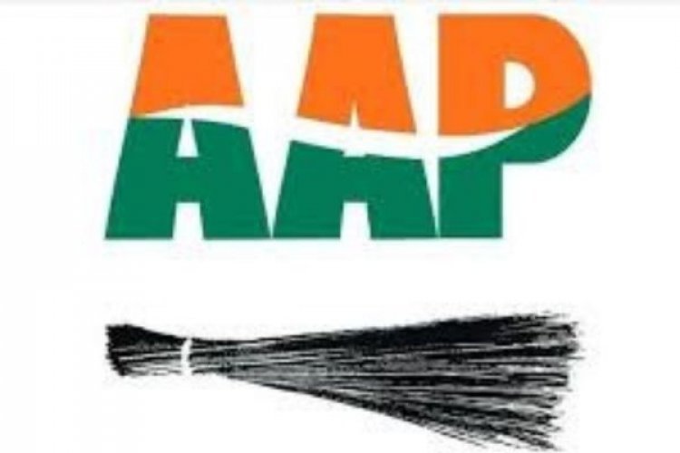 अकाली दल के बागी नेताओं ने सुरजीत कौर पर दबाव डाला है – आप