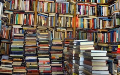 गोराया में चल रहा किताब माफिया का राज़, बच्चों के परिज़न हो रहे परेशान