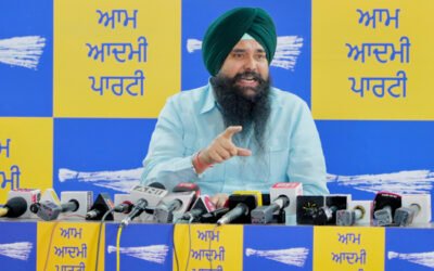 बादल परिवार ने शिरोमणि अकाली दल को पारिवारिक व्यवसाय में बदल दिया : मलविंदर कंग