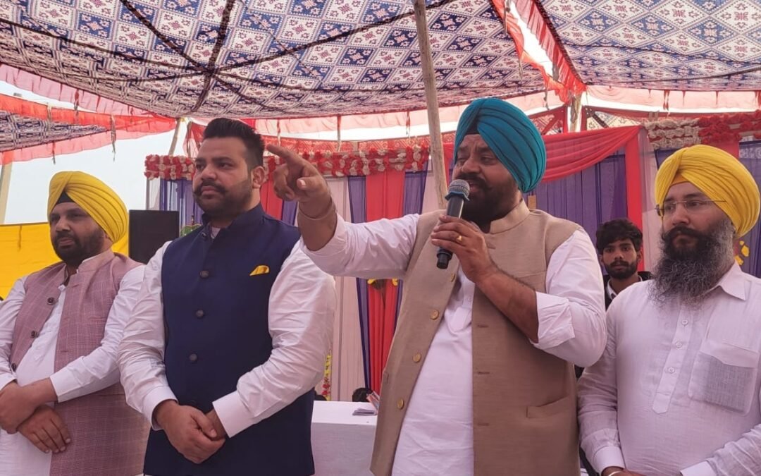 आम आदमी पार्टी को मिली मजबूती, मसीह समाज ने आम आदमी पार्टी के समर्थन का किया ऐलान