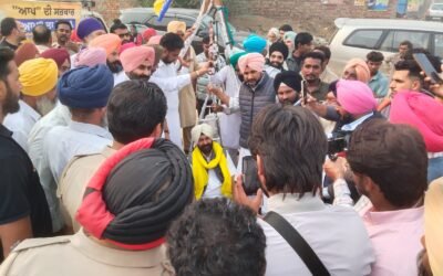 हरदीप सिंह डिंपी ढिल्लों ने अलग-अलग गांवों में की नुक्कड़ सभाएं, कई गांवों के लोगों ने लड्डुओं से तोला