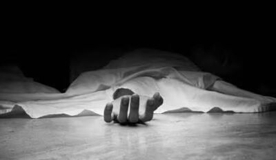 फैक्ट्री में मिली अज्ञात युवक की लाश, मौके पर बना दहशत का माहौल