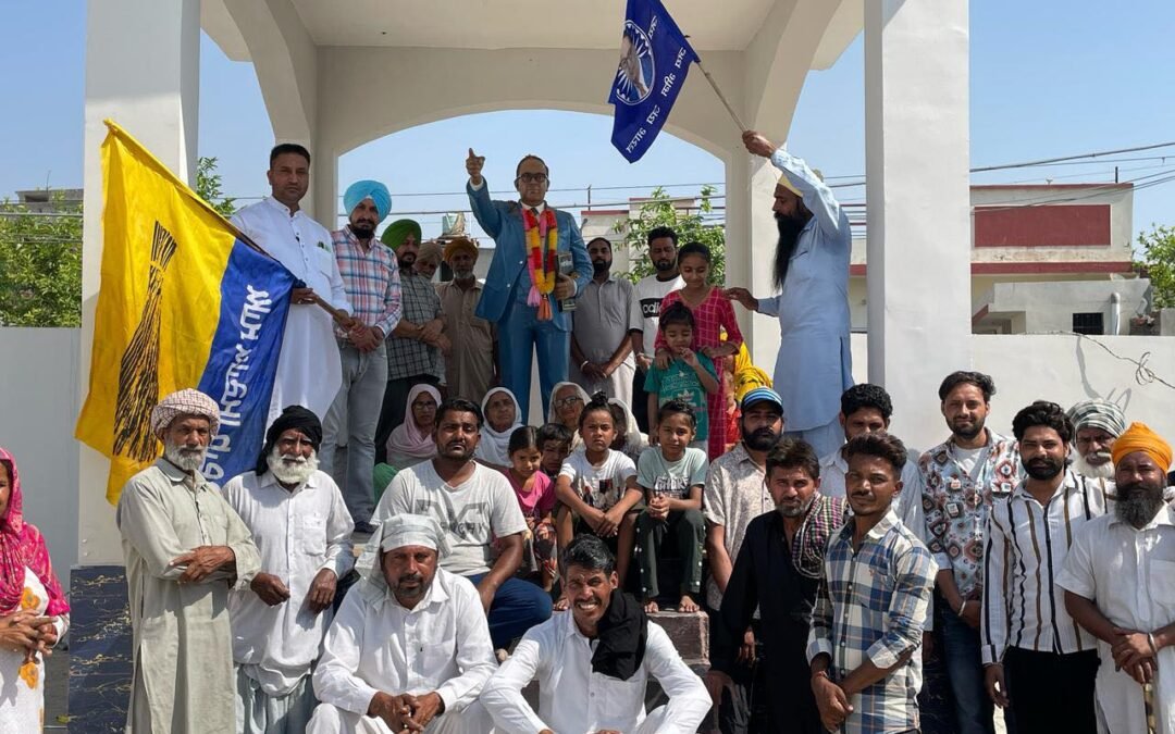 पन्नु हारा! ‘आप’ कार्यकर्ताओं ने ‘डंडे और झंडे’ संग बाबा साहब की मूर्तियों की दिनभर की पहरेदारी