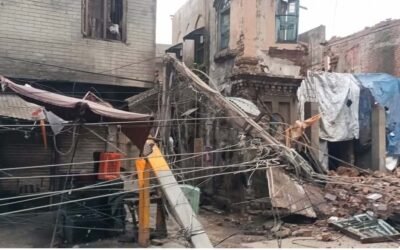 बारिश से पंजाब में तबाही! कपूरथला में 100 साल पुरानी इमारत गिरने से मची भगदड़