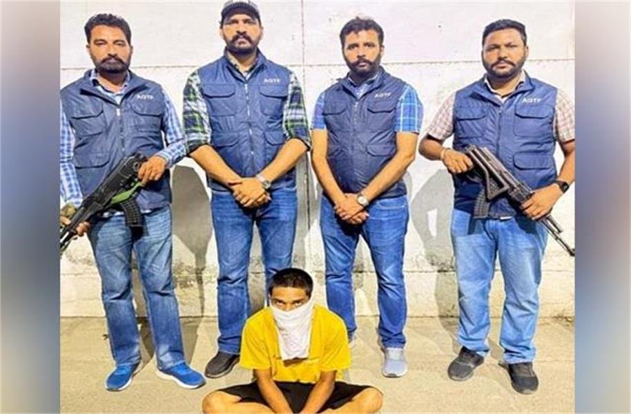 पंजाब पुलिस को फिरोजपुर फायरिंग मामले में बड़ी कामयाबी, गैंगस्टर लांडा का सहयोगी गिरफ्तार