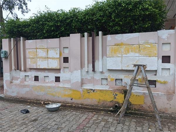 बरनाला में AAP विधायक के घर पर खालिस्तान समर्थक नारे, सीसीटीवी में कैद पूरी घटना