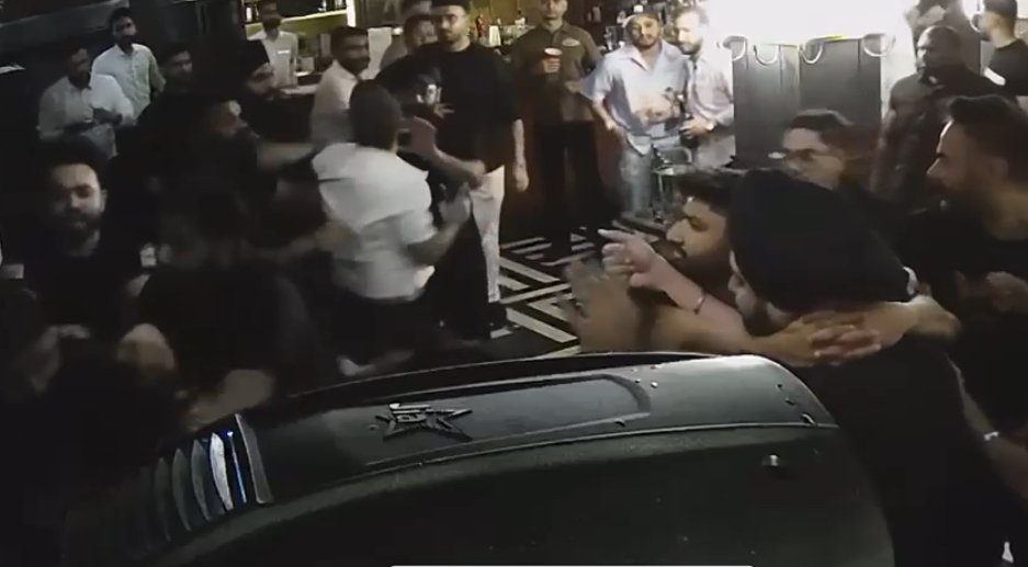 EAST WOOD VILLA के मालिक के बेटे की पिटाई मामले में मामला दर्ज