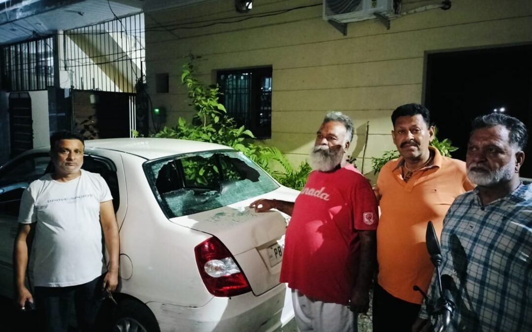 Phagwara में हिंदू नेता सुशील टिंका की कार पर हमला, चार हमलावर सीसीटीवी में कैद