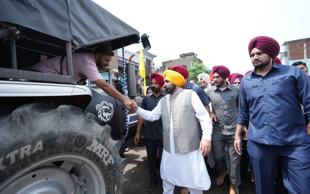 पंजाब में बाढ़ प्रभावितों की मदद को आगे आई सरकार, CM मान ने हेलीकॉप्टर तैनात किया