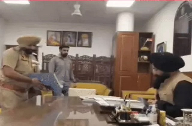 राजा वड़िंग पर गिरफ्तारी की तलवार! पंजाब SC आयोग ने 8 दिनों में कार्रवाई के दिए आदेश