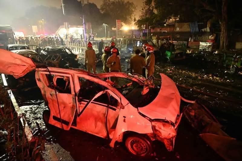 Delhi Blast : पठानकोट से सर्जन डॉ. रईस अहमद भट्ट गुप्त रूप से हिरासत में, मुख्य आरोपी से करीबी संपर्क के आरोप