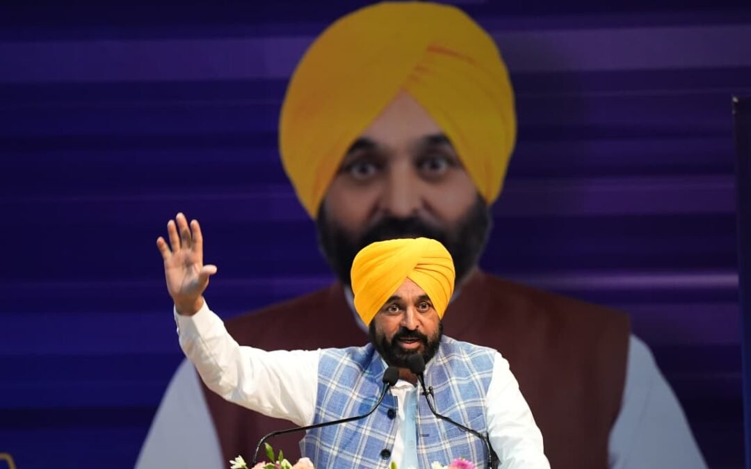 फास्ट्रैक पंजाब पोर्टल के दूसरे चरण की लॉन्चिंग: 173 सेवाएं अब एक ही प्लेटफॉर्म पर, CM मान बोले—“पंजाब निवेशकों की पहली पसंद बन चुका है”